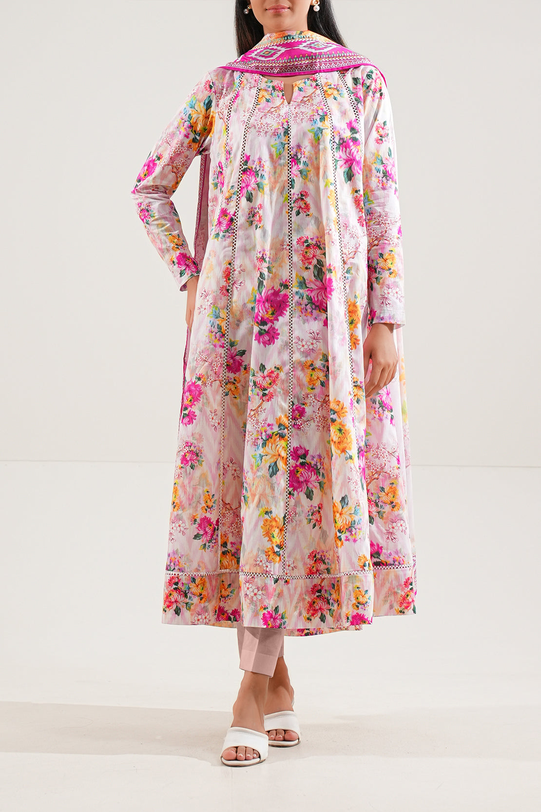 Saya Unstitched Printed Lawn 3 Piece
