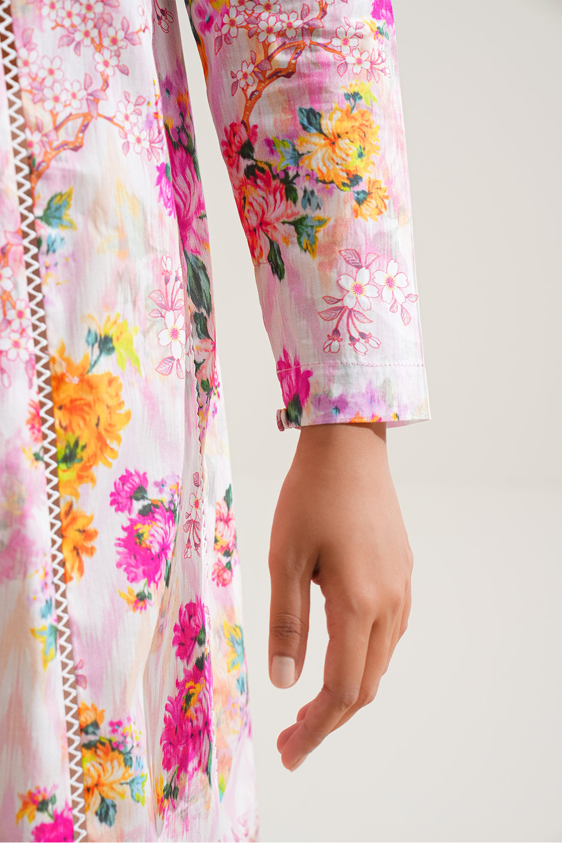 Saya Unstitched Printed Lawn 3 Piece