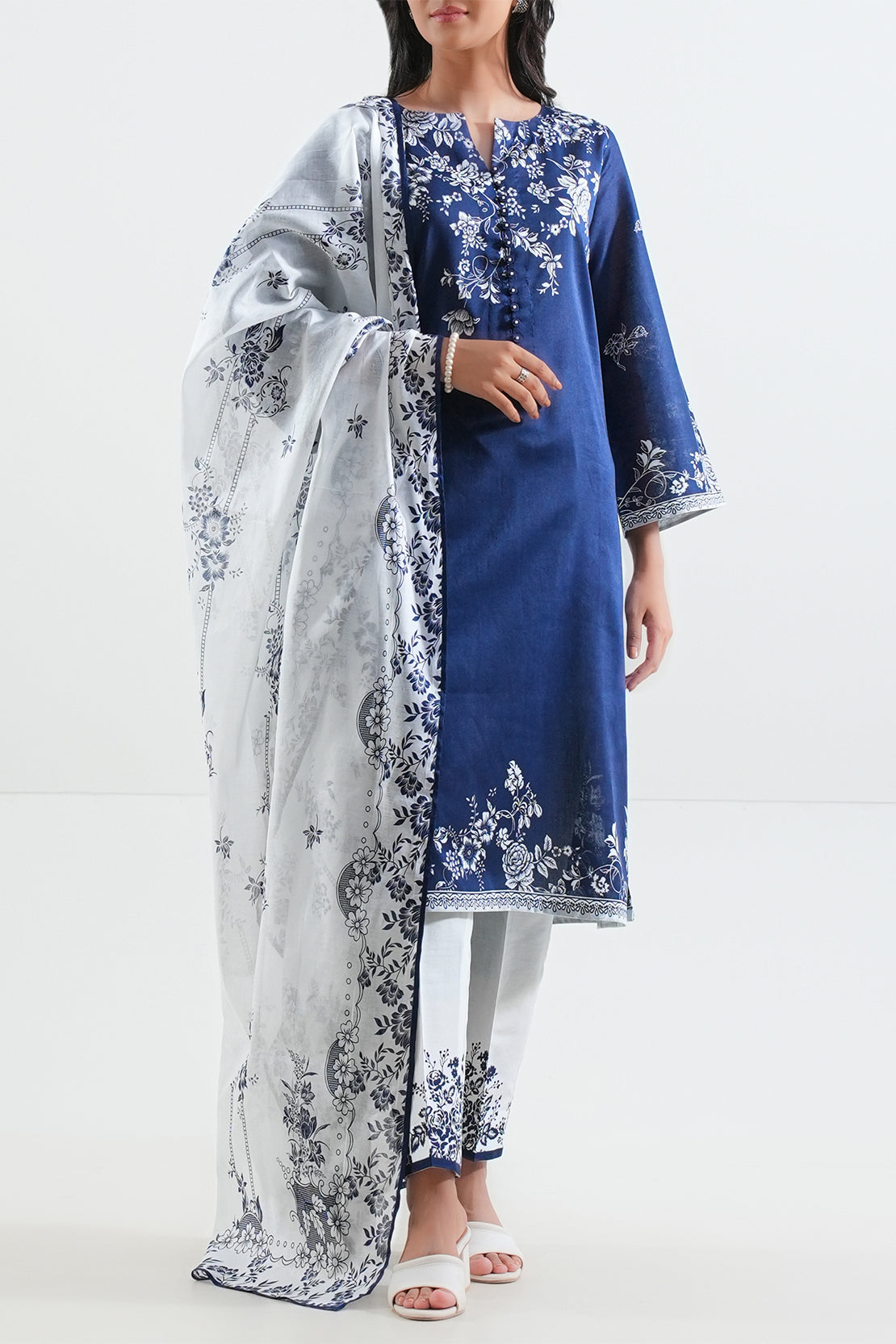 Saya Unstitched Printed Lawn 3 Piece