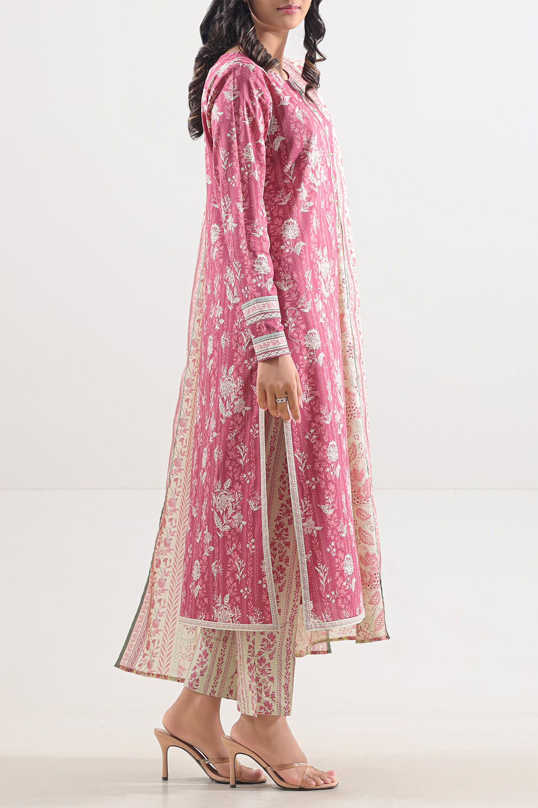 Saya Unstitched Printed Lawn 3 Piece