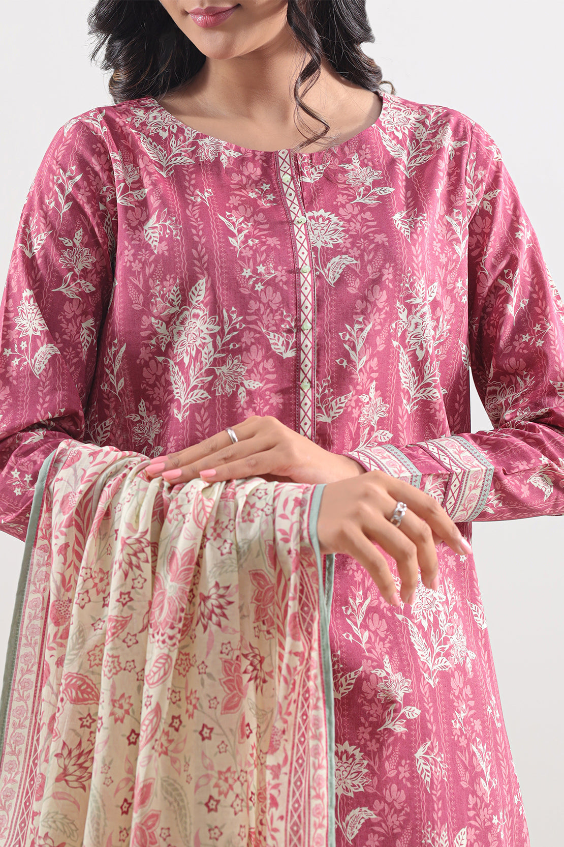 Saya Unstitched Printed Lawn 3 Piece