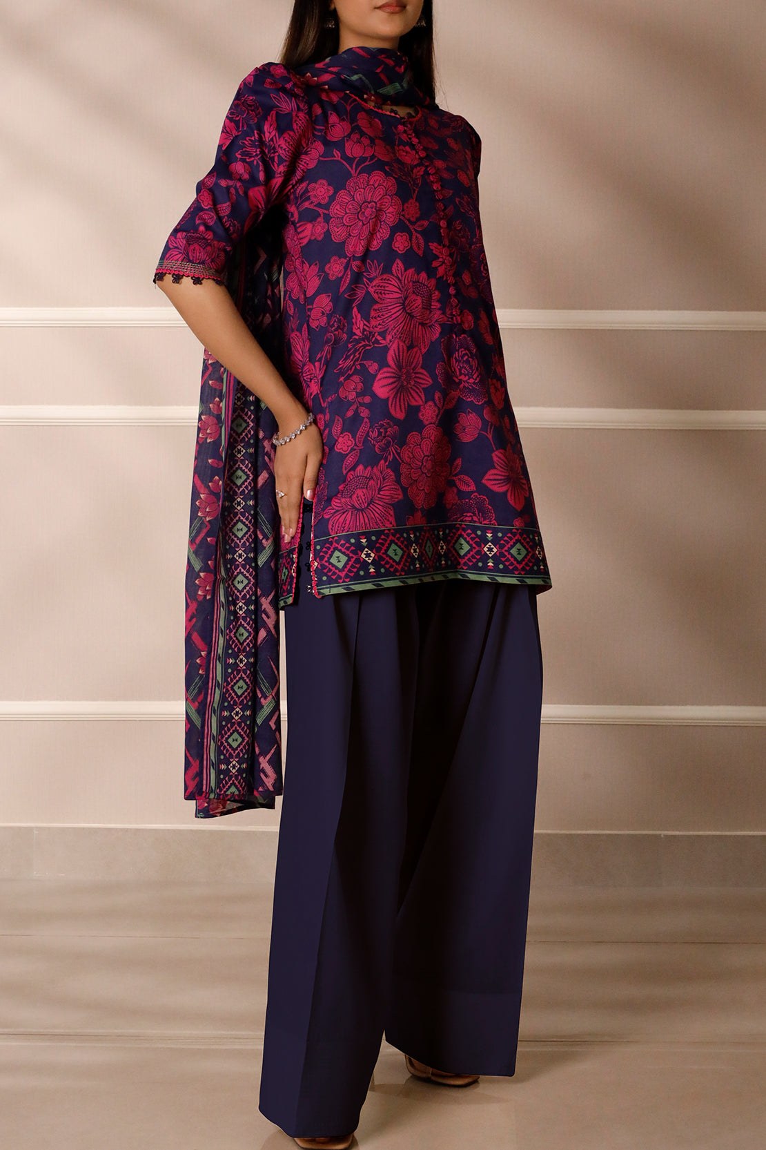 Saya Unstitched Printed Lawn 3 Piece