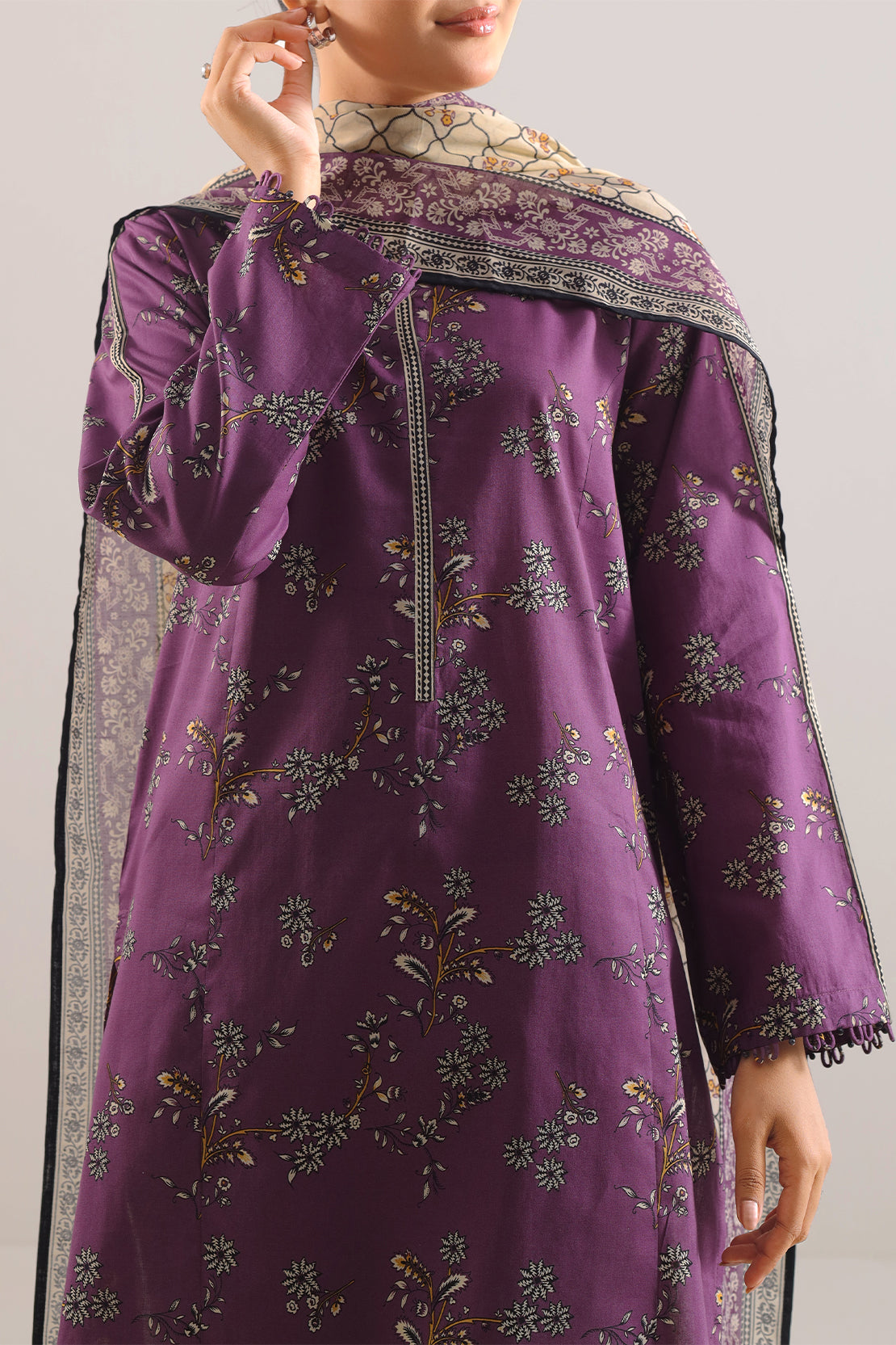 Saya Unstitched Printed Lawn 3 Piece