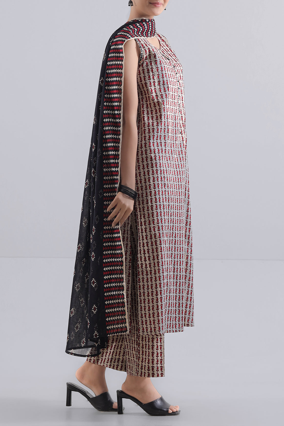 Saya Unstitched Printed Lawn 3 Piece