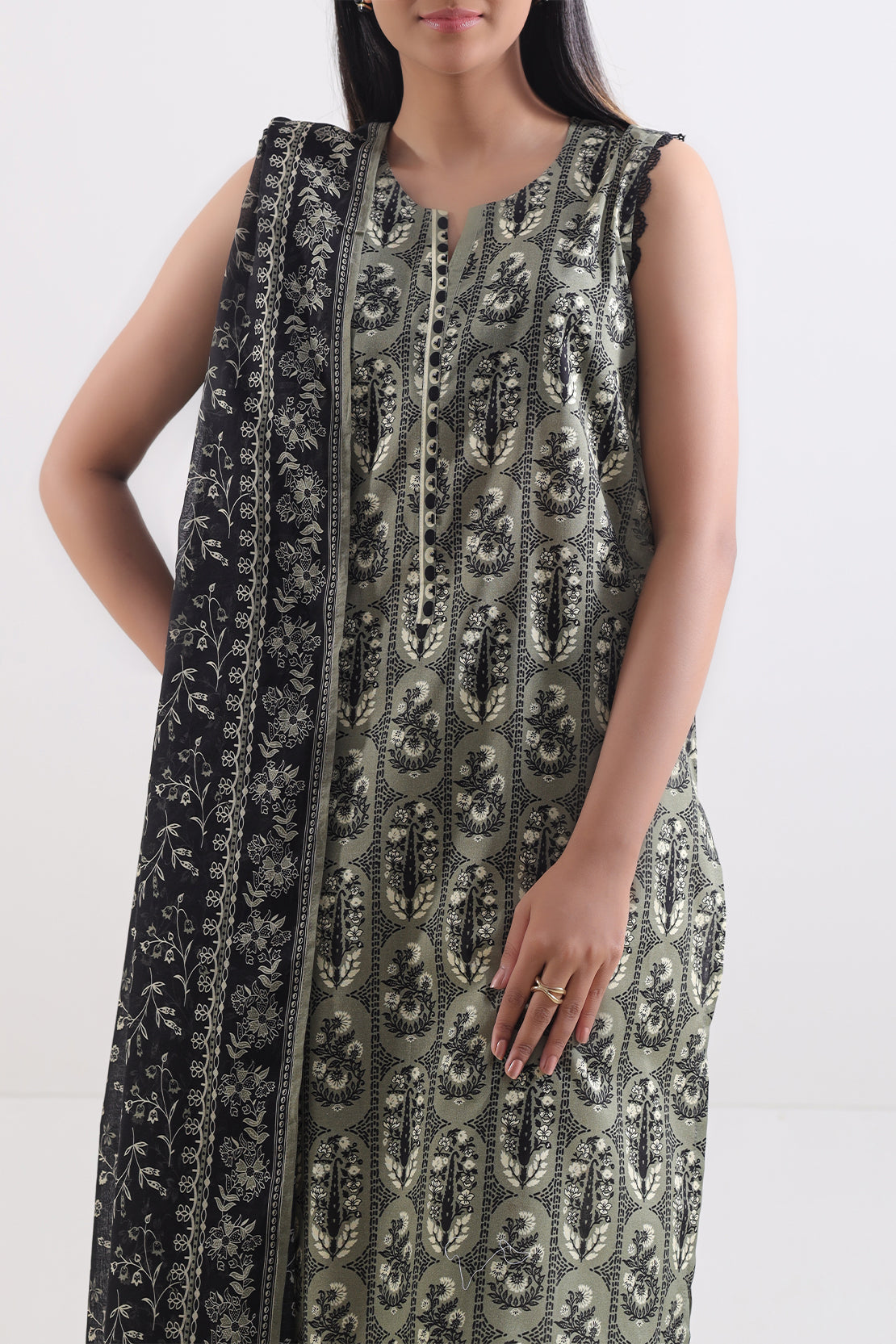 Saya Unstitched Printed Lawn 3 Piece