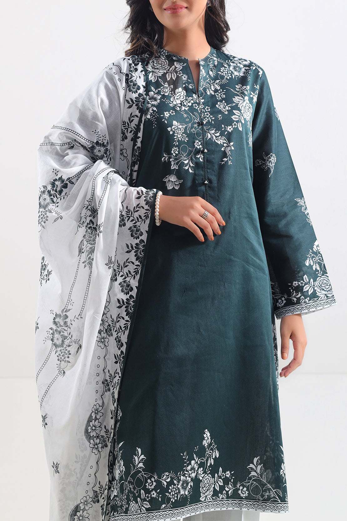 Saya Unstitched Printed Lawn 3 Piece
