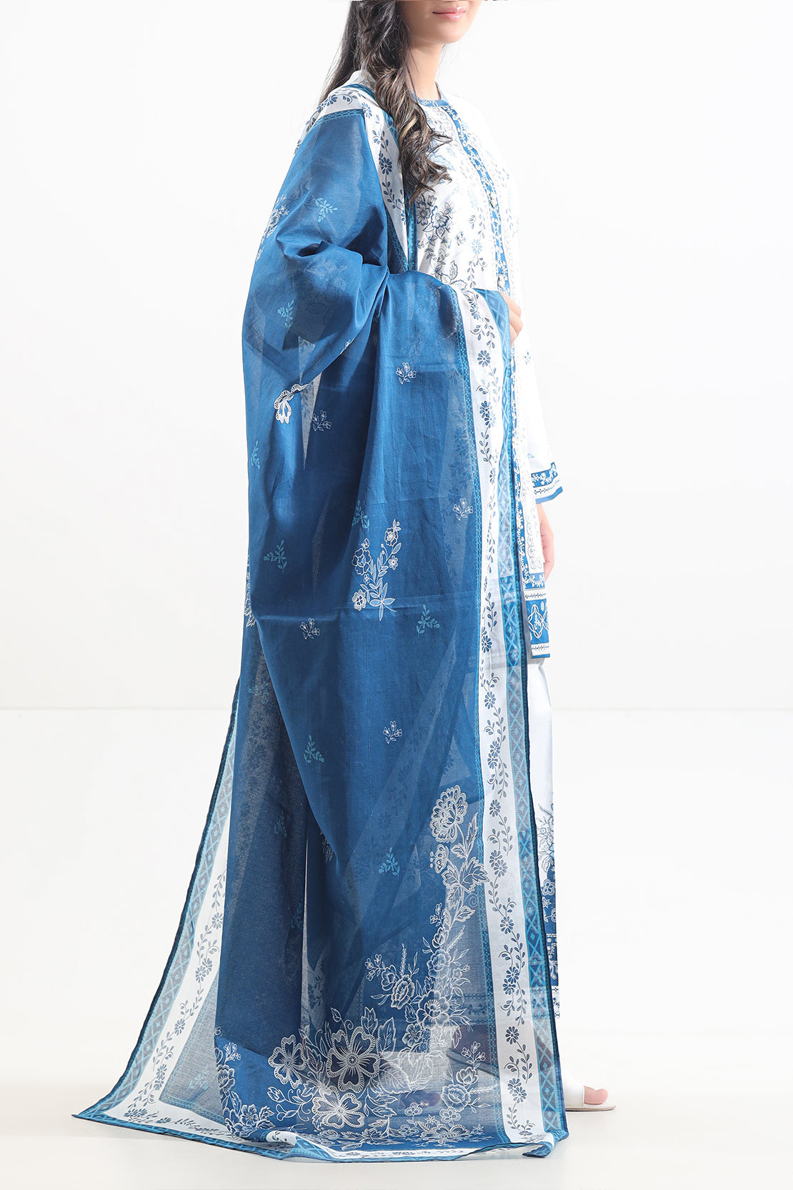 Saya Unstitched Printed Lawn 3 Piece