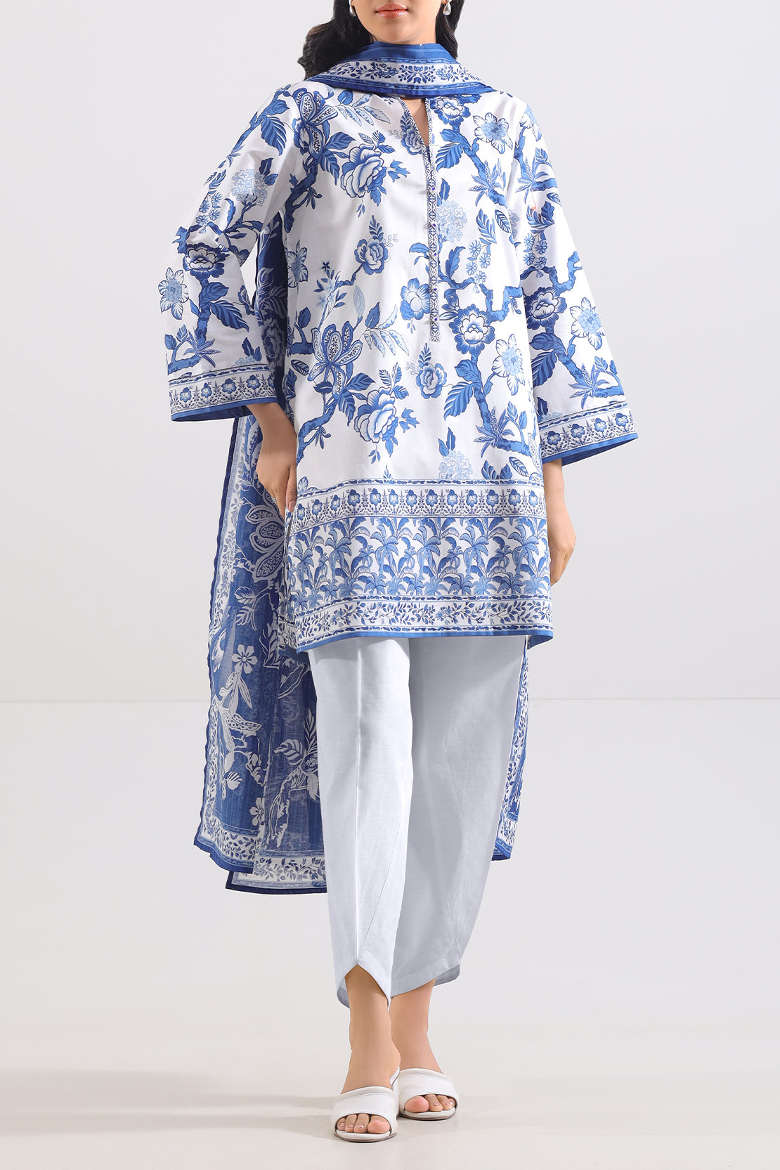 Saya Unstitched Printed Lawn 3 Piece
