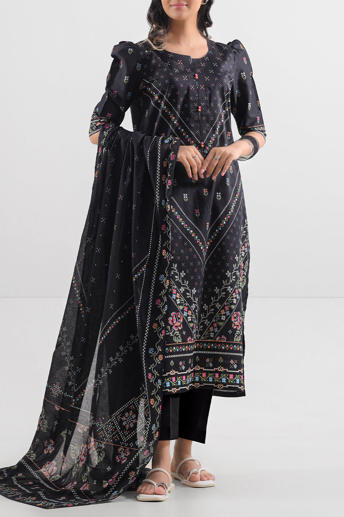 Saya Unstitched Printed Lawn 3 Piece