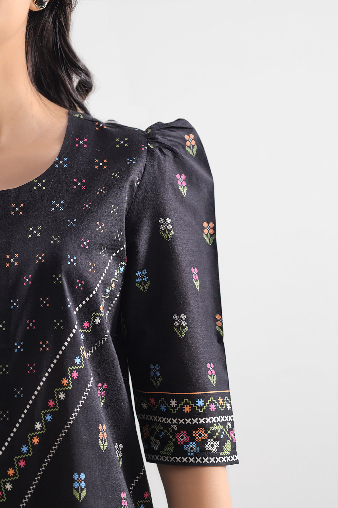 Saya Unstitched Printed Lawn 3 Piece