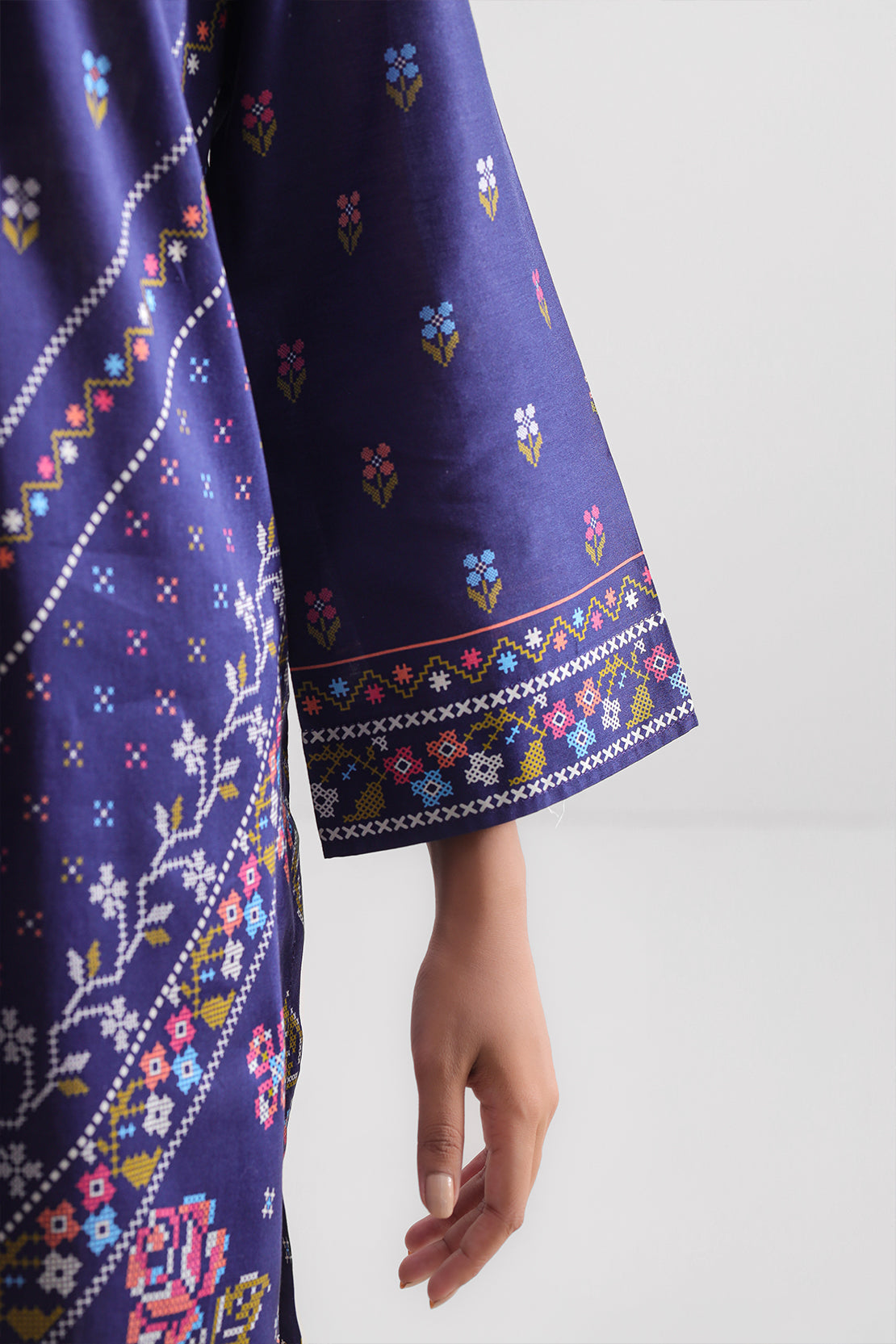 Saya Unstitched Printed Lawn 3 Piece