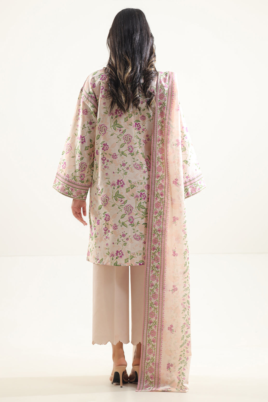 Saya Unstitched Printed Lawn 3 Piece