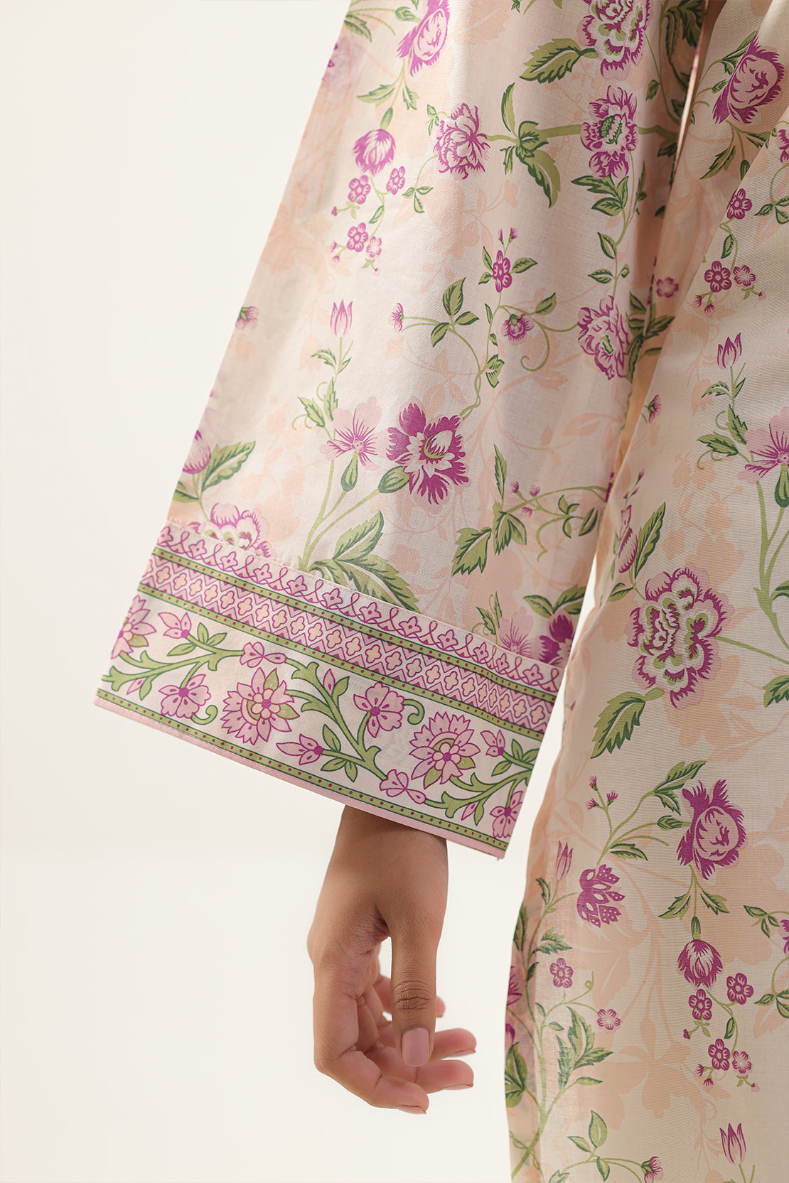 Saya Unstitched Printed Lawn 3 Piece