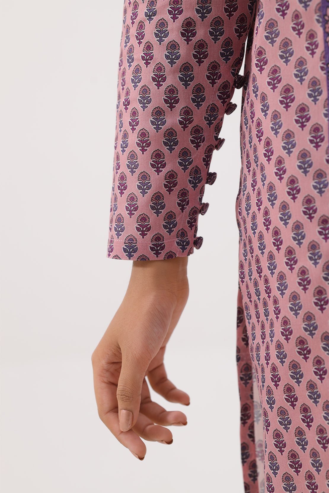 Saya Unstitched Printed Lawn 3 Piece