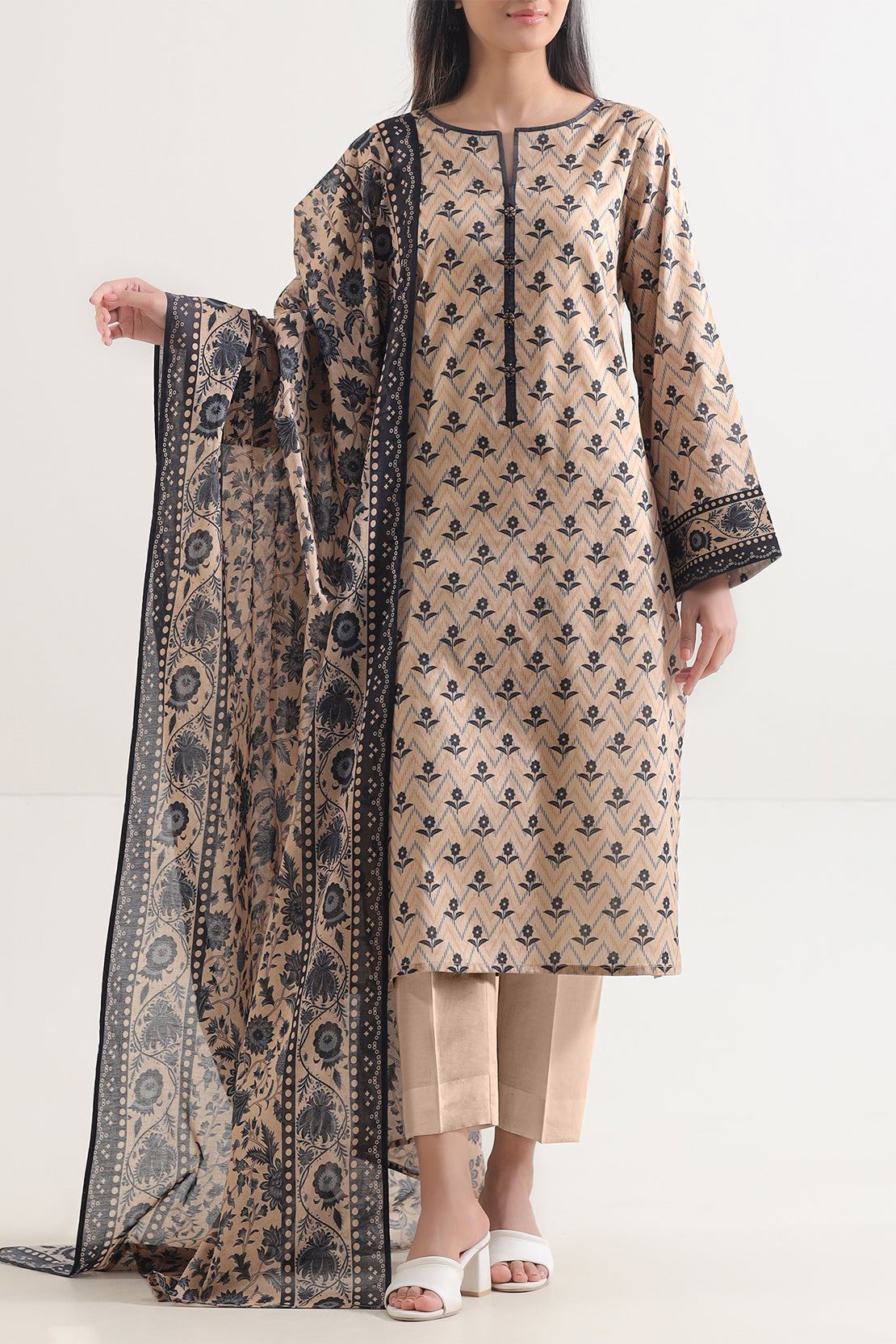 Saya Unstitched Printed Lawn 3 Piece