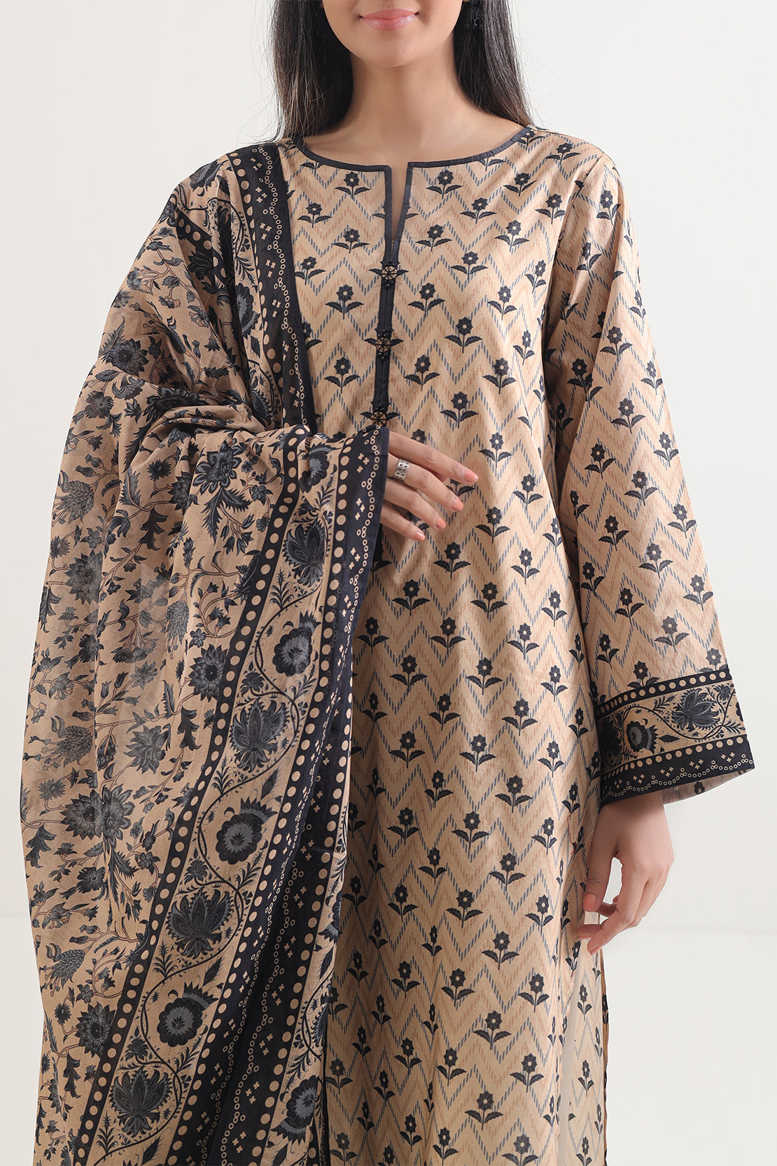 Saya Unstitched Printed Lawn 3 Piece