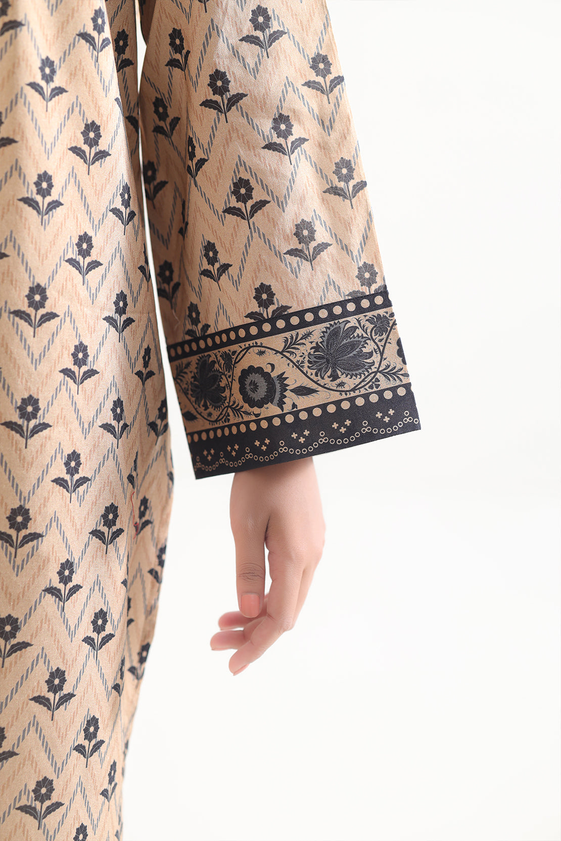 Saya Unstitched Printed Lawn 3 Piece