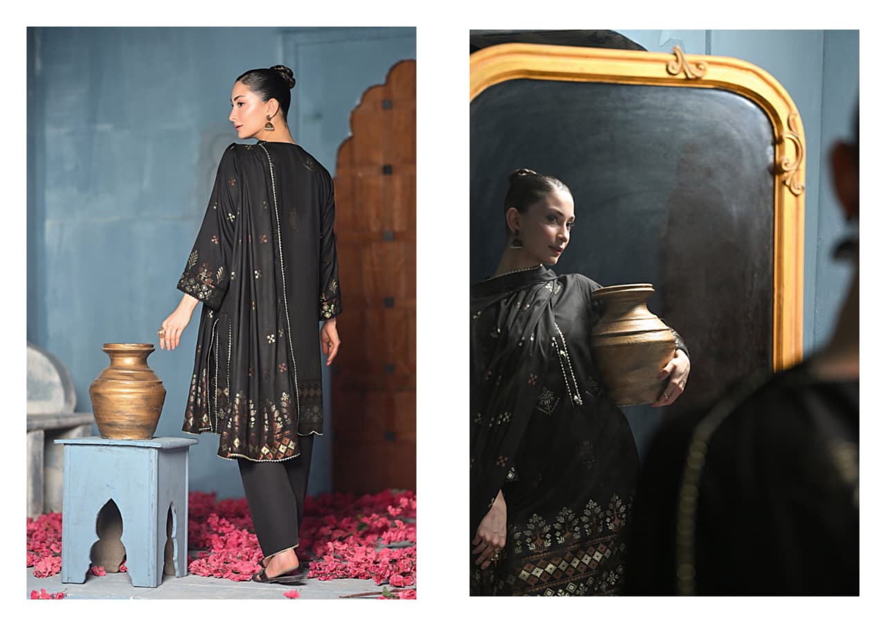 SALINA JACQUARD BLACK COLOUR