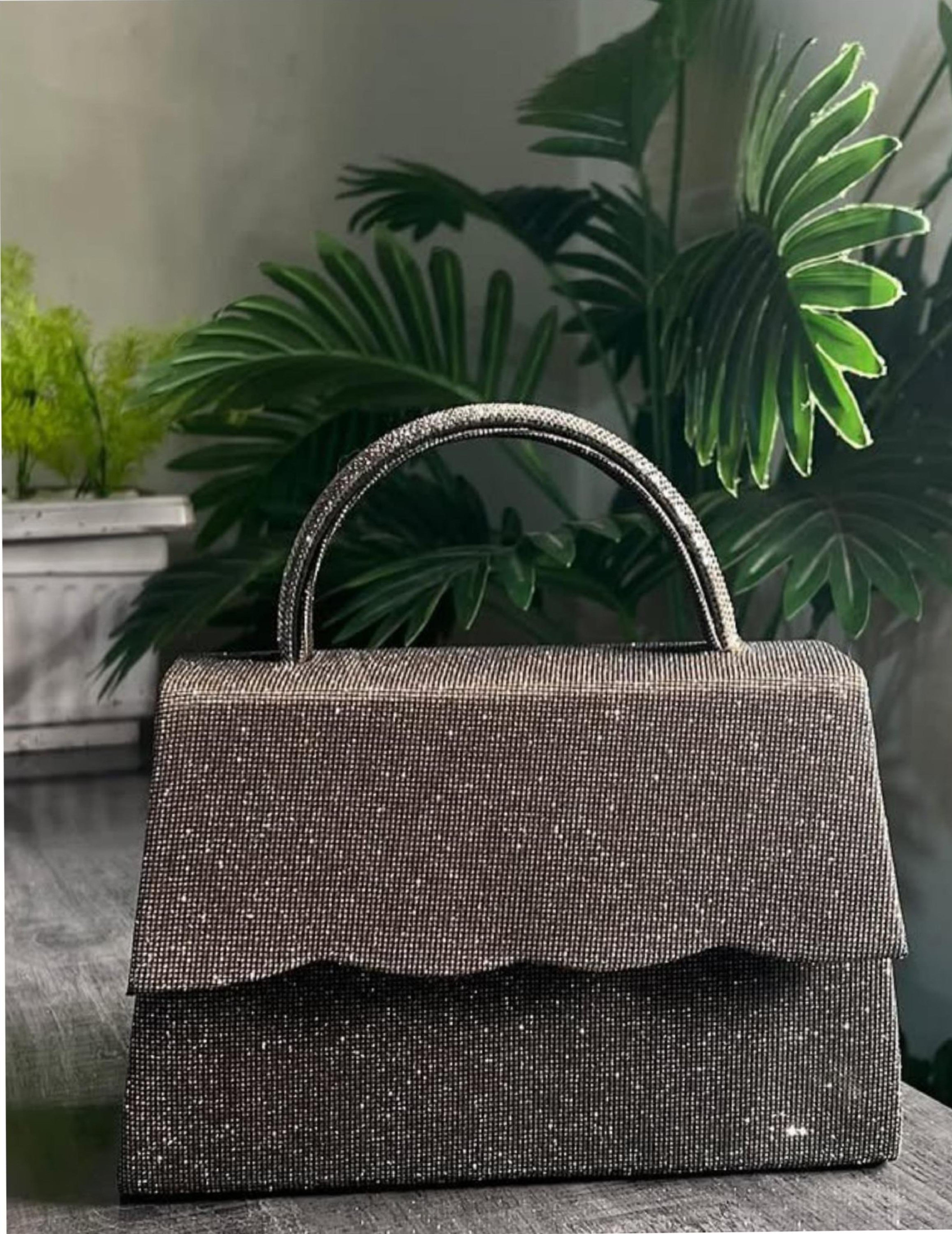 Premium Tan Leather Crossbody Handbag – Stylish Shoulder for Women