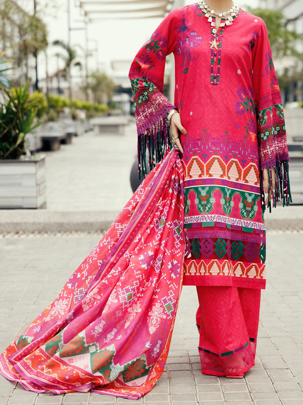 Almirah Pink Cambric 3Pc Unstitched - ALP-3PS-2206