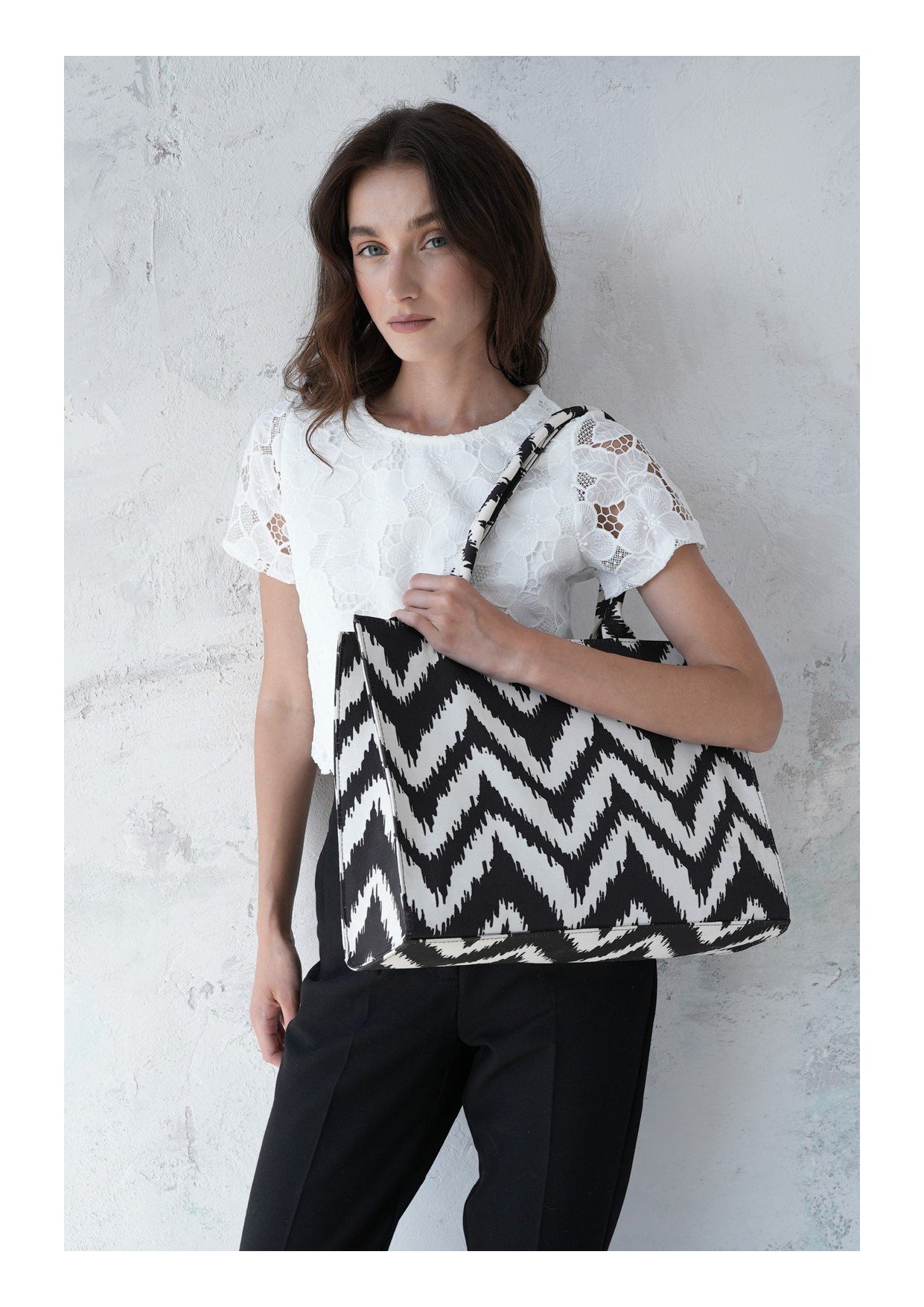 Zellbury Colorful Tote Bag – Stylish Printed Handbag for Women